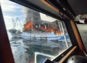 Bawa 10 ABK Indonesia, Kapal Ini Terbakar Hebat di New Taipei