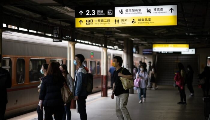 Waspada! COVID-19 dan Flu Menyerang Bersamaan di Taiwan, Dokter Berikan Tips Cegah Penularan
