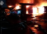 Kebakaran Parah di Pulau Shezi, Api Melumat Habis Gudang Seisinya