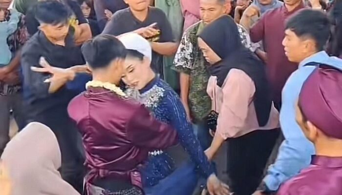 Viral Pengantin Wanita Sempoyongan Sambil Menari Ternyata Kesurupan